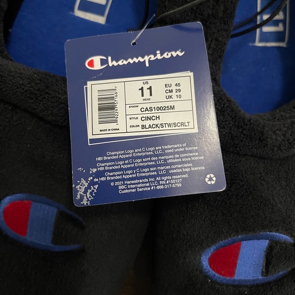 NWT Champion Men’s Slippers size 11 - Picture 3 of 4